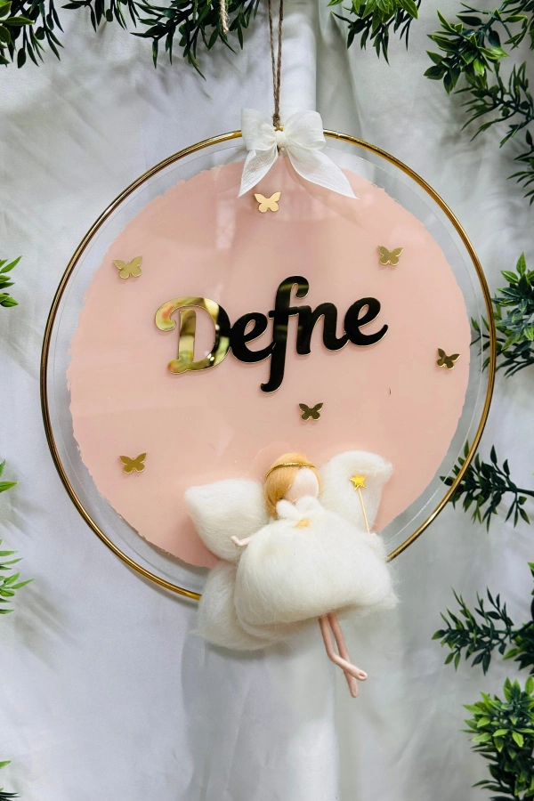 Pleksi Keçe Peri Bebek Kapı Süsü İsimlik Çemberli Makrome 30x30 cm