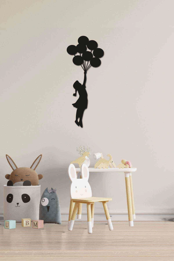 Lazer Kesim Dekoratif Tablo Ahşap Duvar Süsü Uçan Balonlu Kız