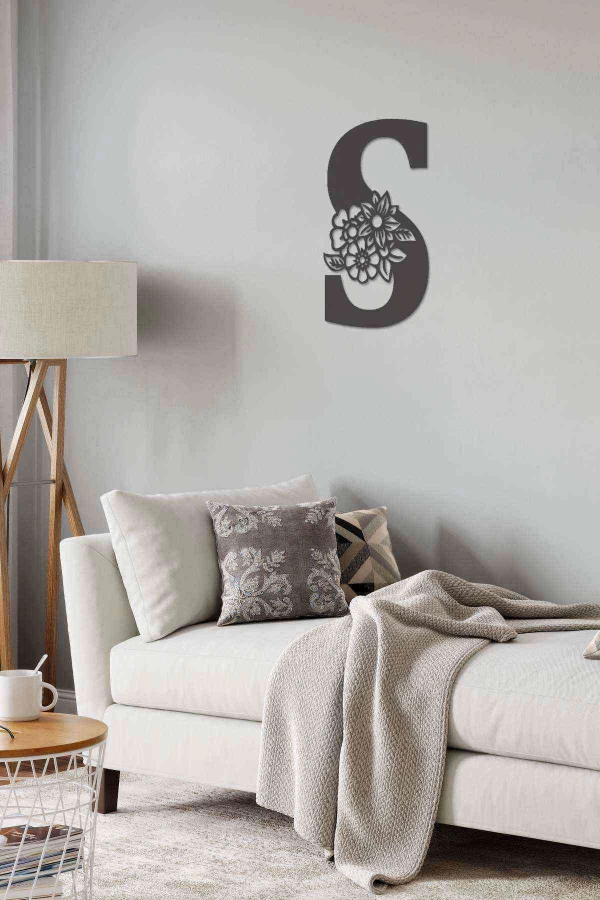 S Harfi Tag Duvar Tablosu Siyah Ahşap Lazer Mdf
