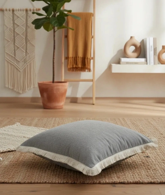 Gri Püsküllü Kırlent 2 Adet Kırlent Kılıfı(43 X 43)