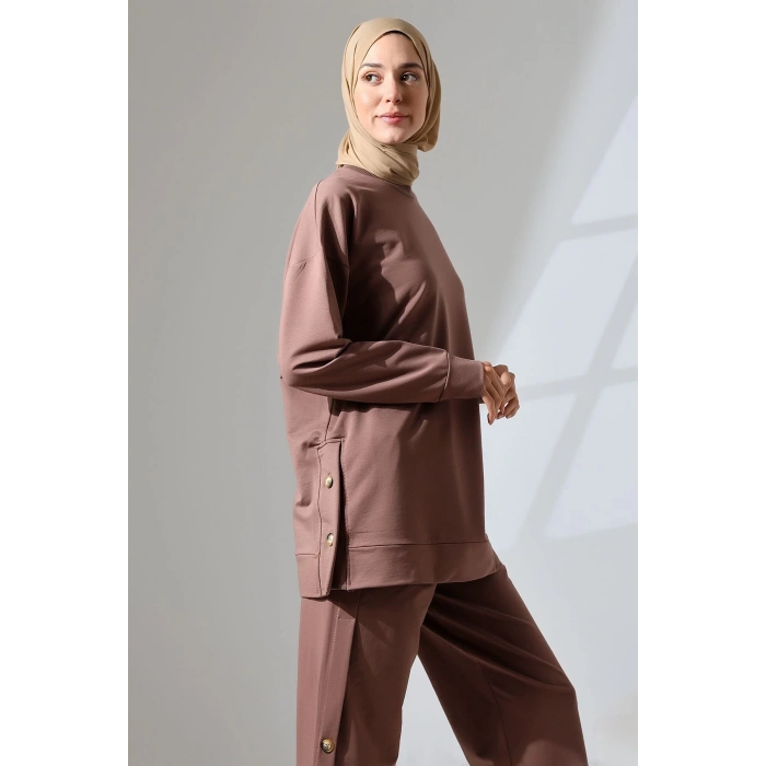 Kadın Kahverengi Mevsimlik Penye Alt Üst Spor Ve Rahat Ikili Tunik Pantolon Şık Tesettür Takım