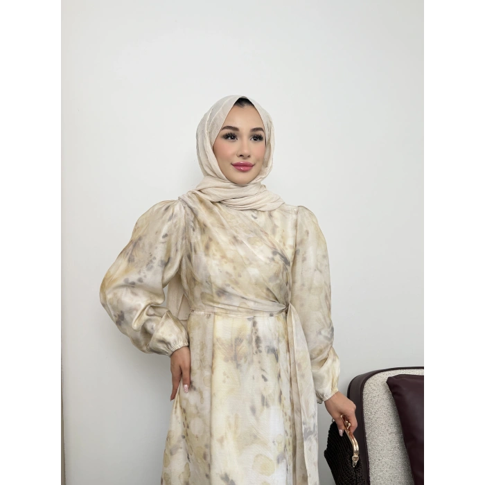 Clara Model Kemerli Bilek Büzgü Desen Detaylı Kadın Elbise