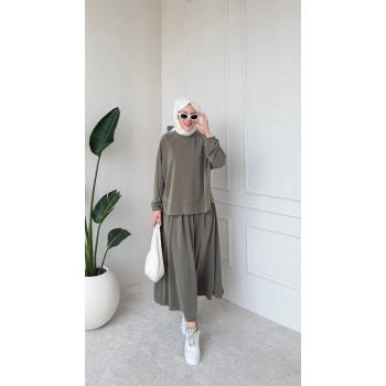 Lily Model İthal Pike Kumaş Bilek Büzgü Detaylı Kadın Takım