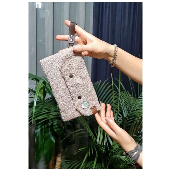 şık ve kaliteli Clutch çanta