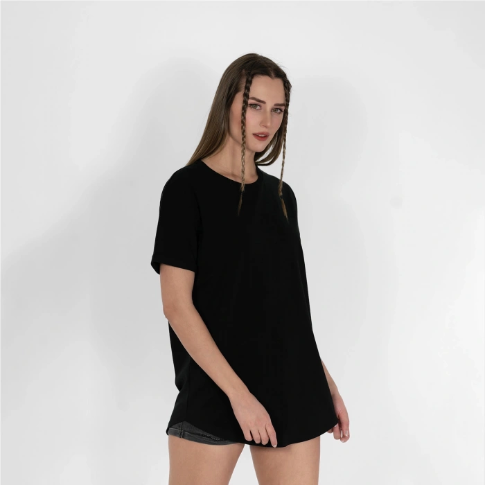 Oval Etek Nakışlı Unisex Siyah T-shirt