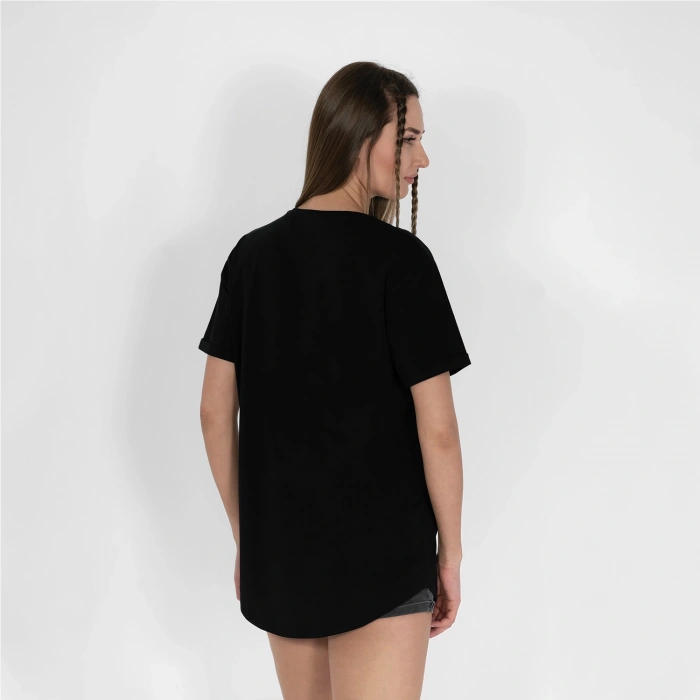 Oval Etek Nakışlı Unisex Siyah T-shirt