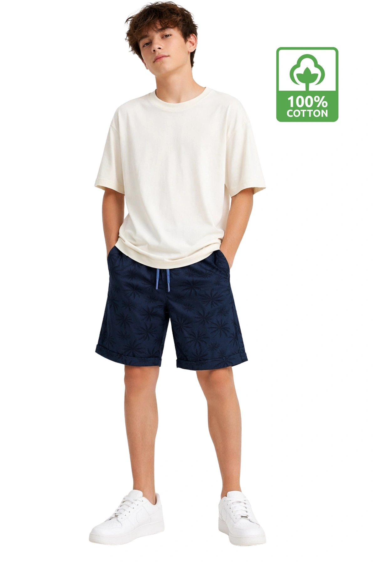 Erkek Çocuk Lacivert Palmiyeli Desenli %100 Pamuk İpli Kısa Şort