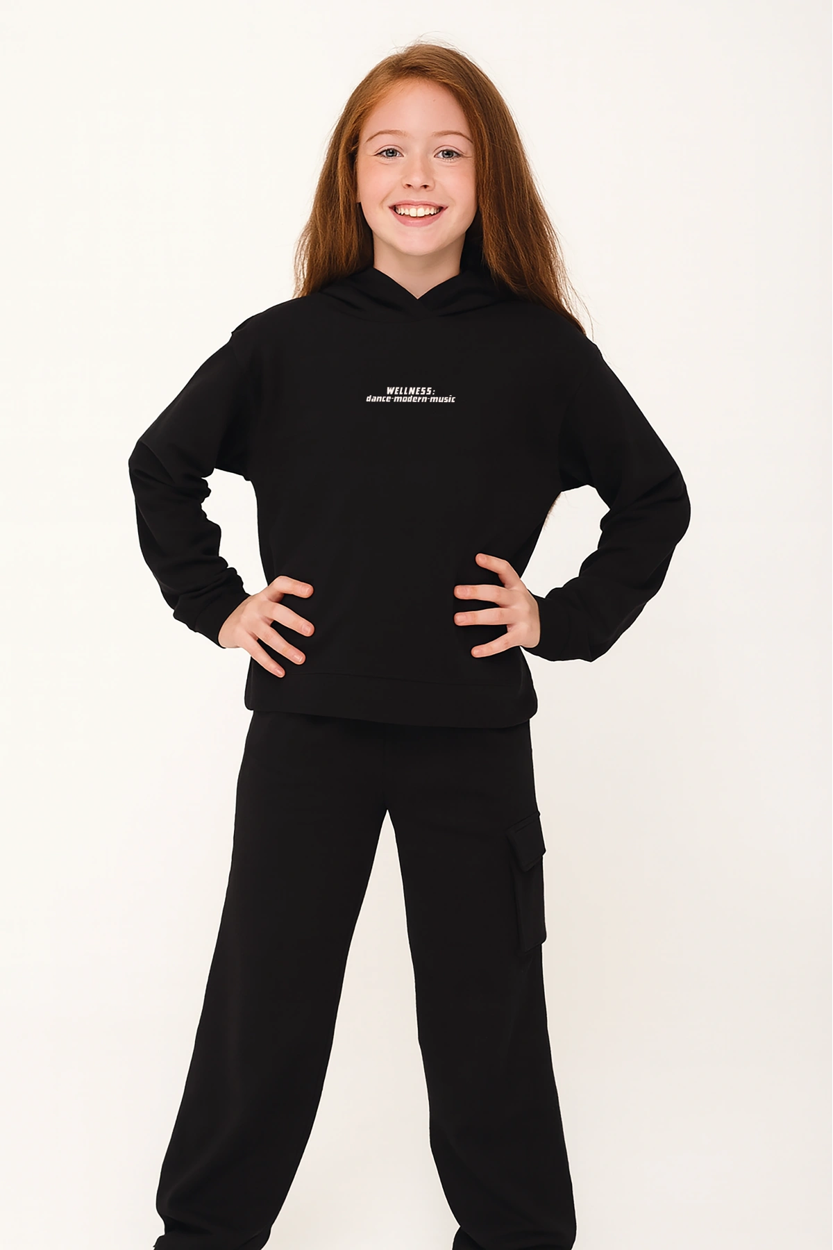 Kız Çocuk %100 Pamuk Kapüşonlu Sweatshirt Geniş Paça Siyah Eşofman Takımı