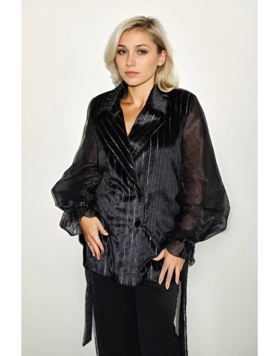 Simli Kadife Kumaştan Organze Kol Detaylı Ceket