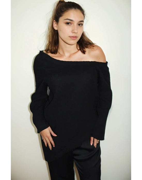 Pamuklu Müslim Kumaştan Omuz Detaylı Sweat