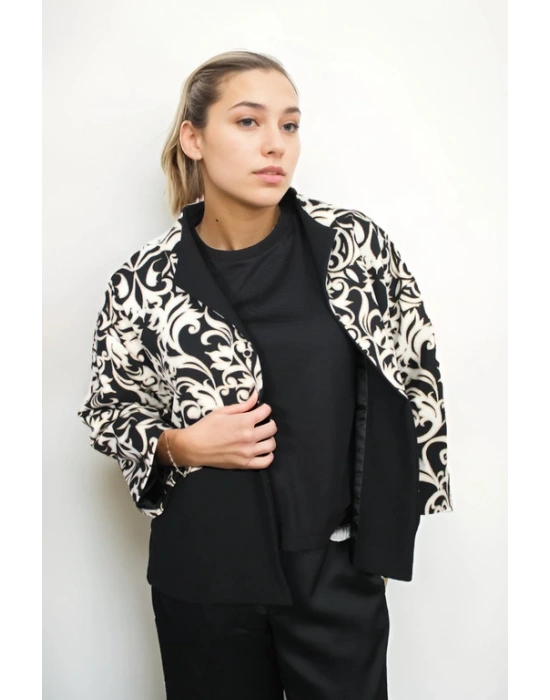 Krep Kumaştan Varank Desenli Ceket