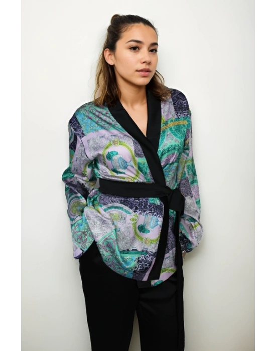 İpek Saten Kumaştan Kimono Ceket