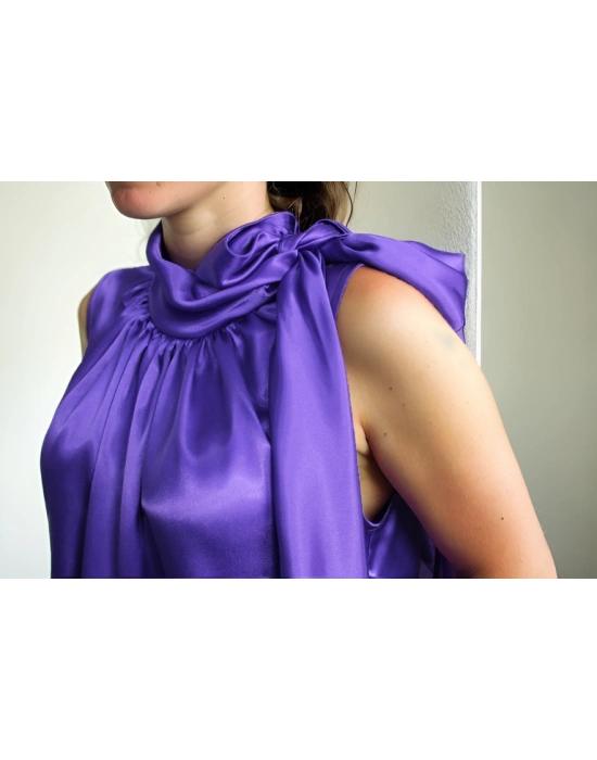 İpek Saten Pantolon ve Fular Yaka Bluz Takım