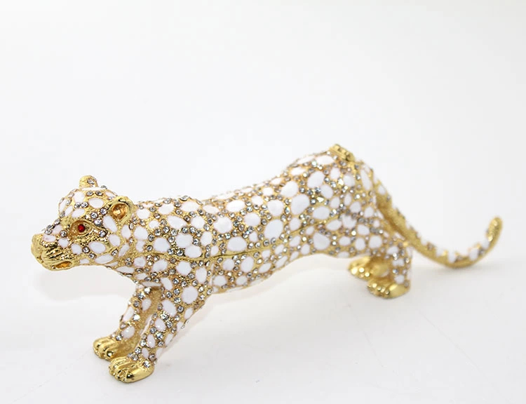 TRENDMEN Swarovski Taşlı Tekli Leopar Model 5
