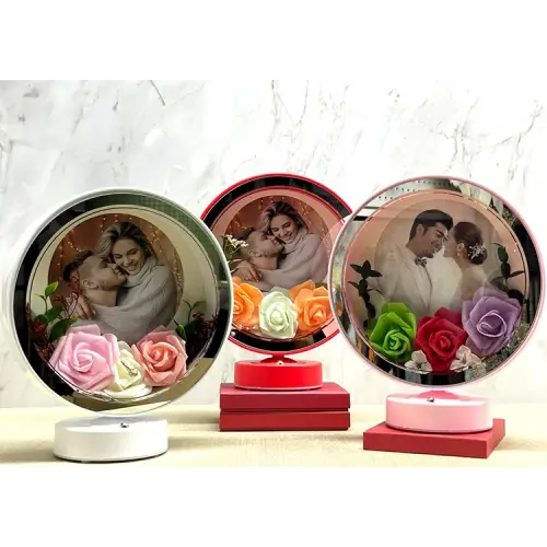 Kişiye Özel Gül Desenli Fotoğraf Alanlı Ledli Çerçeve