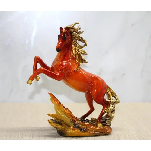 Polyester Gold Detaylı Şahlanmış At Figürü