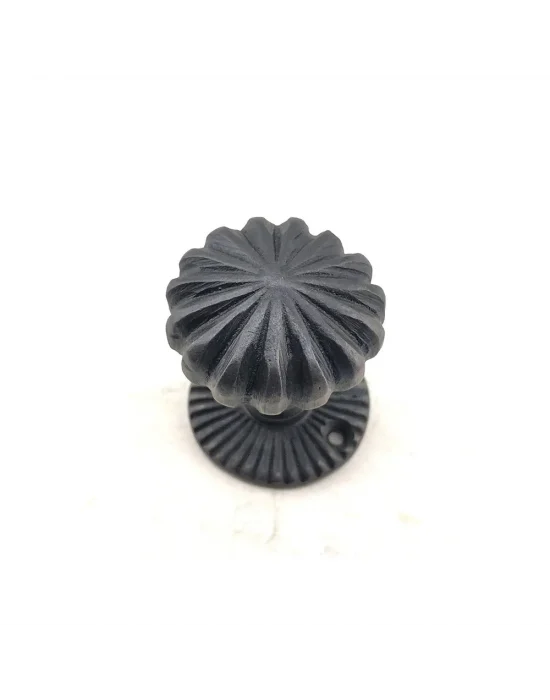 Antika Tarz Dekoratif Pirinç Açarlı Kapı Babası - 50mm, Oksit