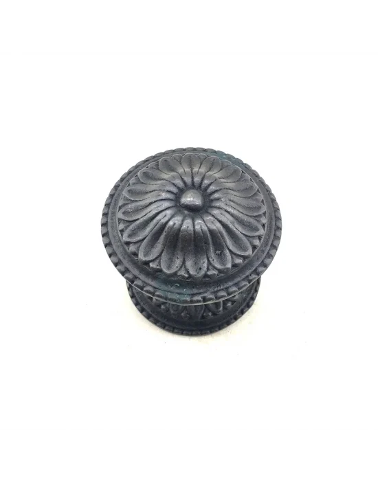 Antika Tarz Dekoratif Pirinç Papatya Kapı Babası - 73mm, Oksit