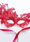 Kırmızı Renk Dantel Örgü İşlemeli Parti Maskesi Model 1