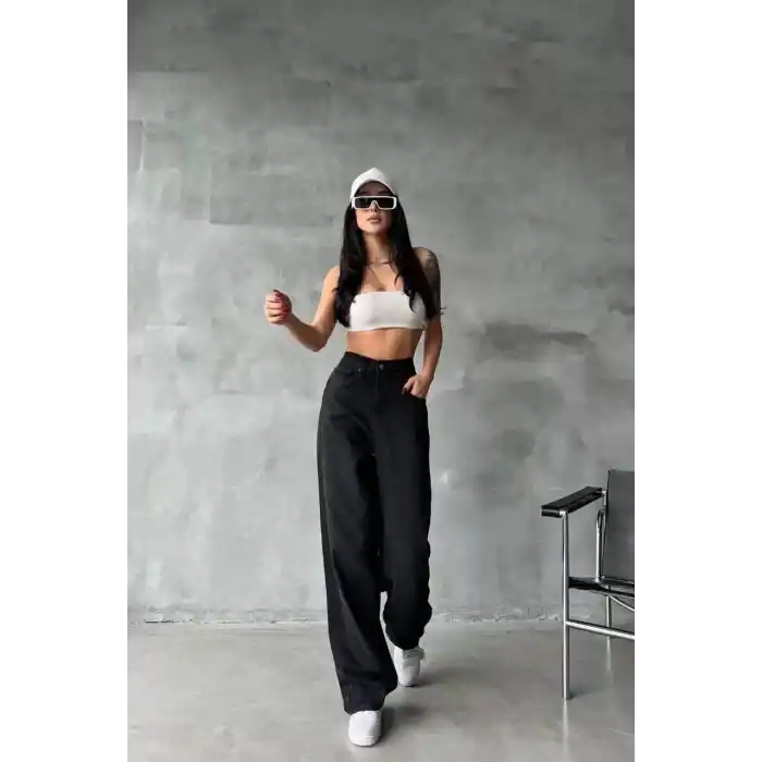 Arkadan tokalı jeans pantolon Siyah