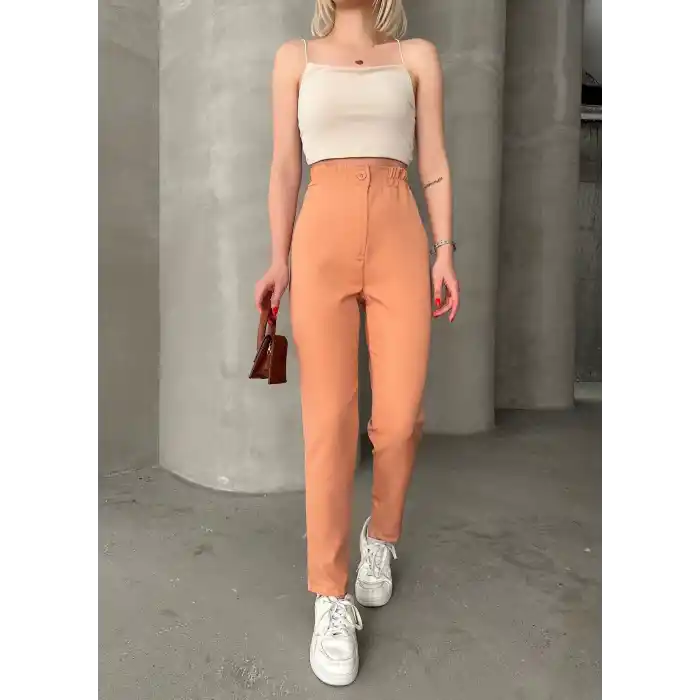 Beli lastikli karamel pantolon