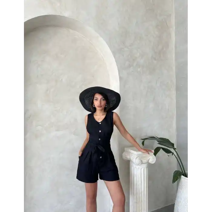 Kuşaklı şortlu tulum