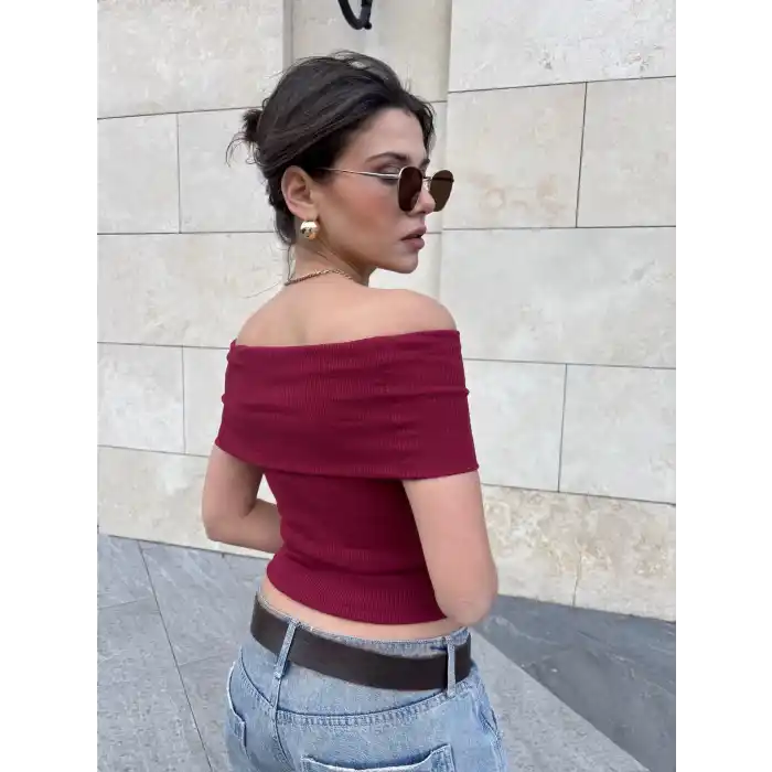 Madonna yaka sıfır kol bluz