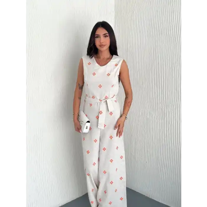 Sırt dekolteli keten beyaz tulum S1036
