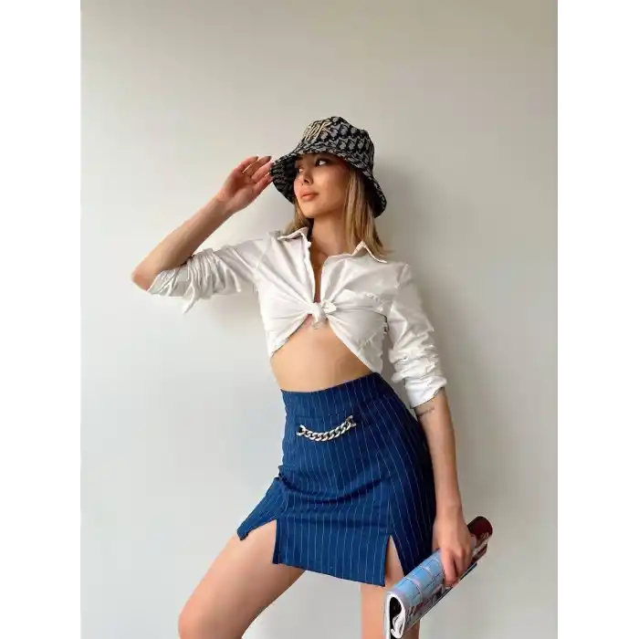 Zincir detaylı çizgili şort etek