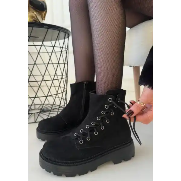 Agnej Siyah Süet Bağcıklı Bot