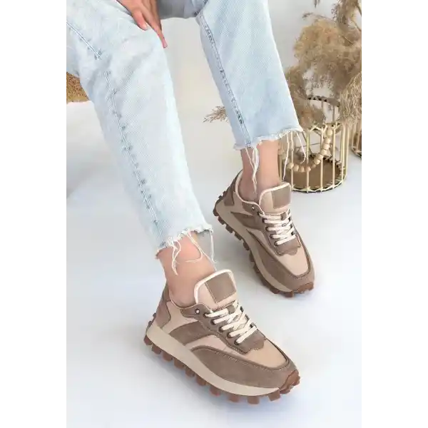 Berty Vizon Süet Bağcıklı Spor Ayakkabı