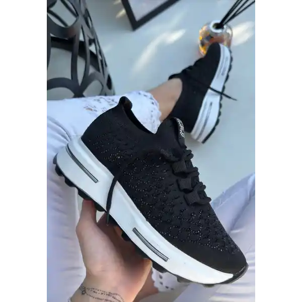 Cilla Siyah Triko Boncuk İşlemeli Spor Ayakkabı