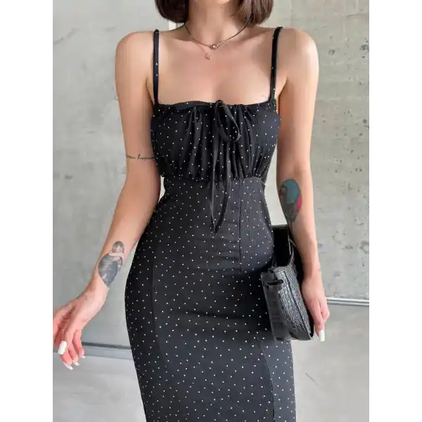 Desenli askılı elbise