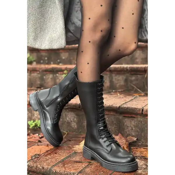 Dorin Siyah Cilt Bağcıklı Çizme