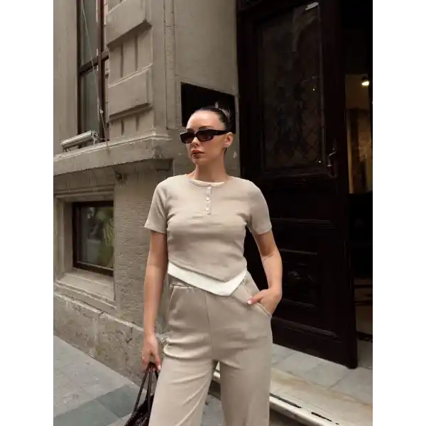 Düğme yakalı bej alt üst takım s3943