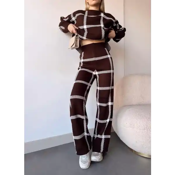 Ekoseli triko takım kahvebeyaz