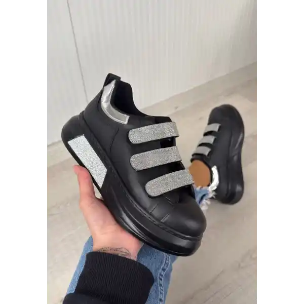 Elika Siyah Cilt Simli Cırt Cırtlı Spor Ayakkabı