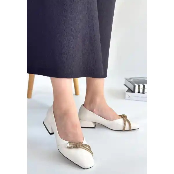 Estay Ten Rugan Topuklu Ayakkabı