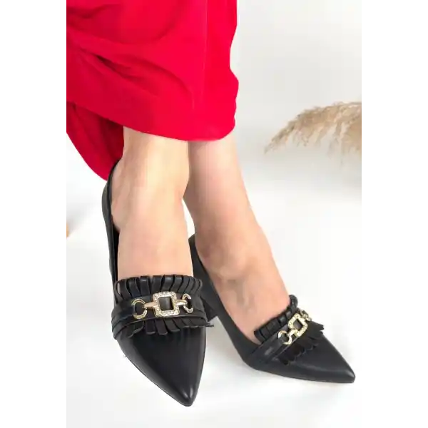 Farye Siyah Cilt Topuklu Ayakkabı