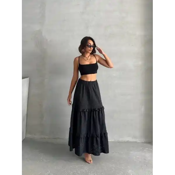 Fırfırlı brodeli astarlı uzun etek siyah s255047