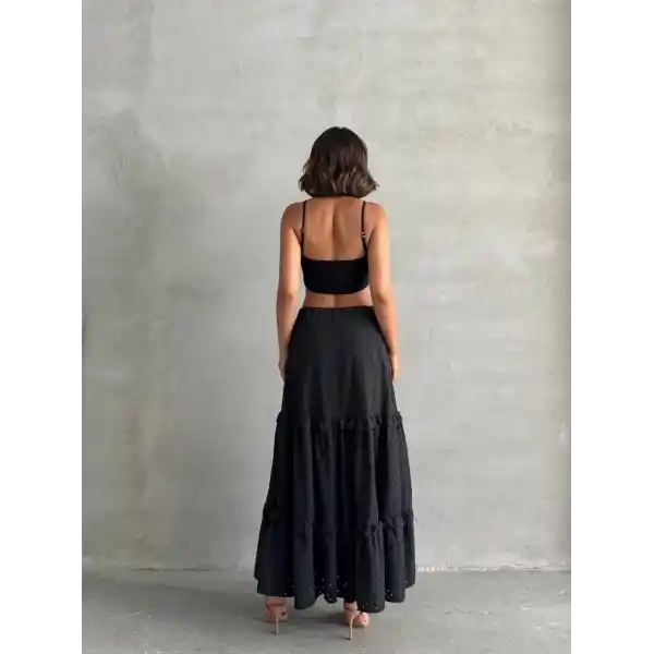 Fırfırlı brodeli astarlı uzun etek siyah s255047