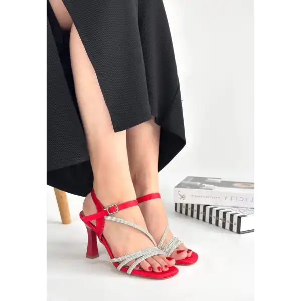 Gloria Kırmızı Saten Topuklu Ayakkabı