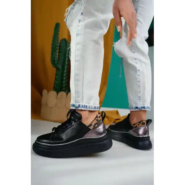 Jista Siyah Cilt Bağcıklı Spor Ayakkabı