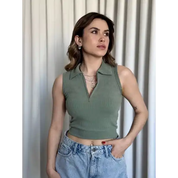 Kısa fermuarlı crop