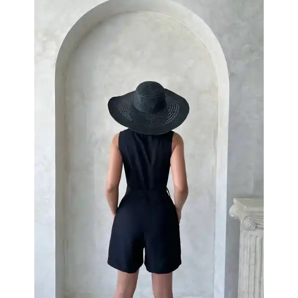 Kuşaklı şortlu tulum