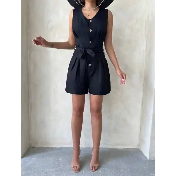 Kuşaklı şortlu tulum