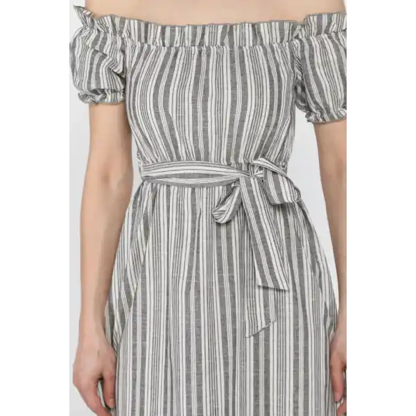 Madonna yaka midi yırtmaçlı kuşaklı keten elbise