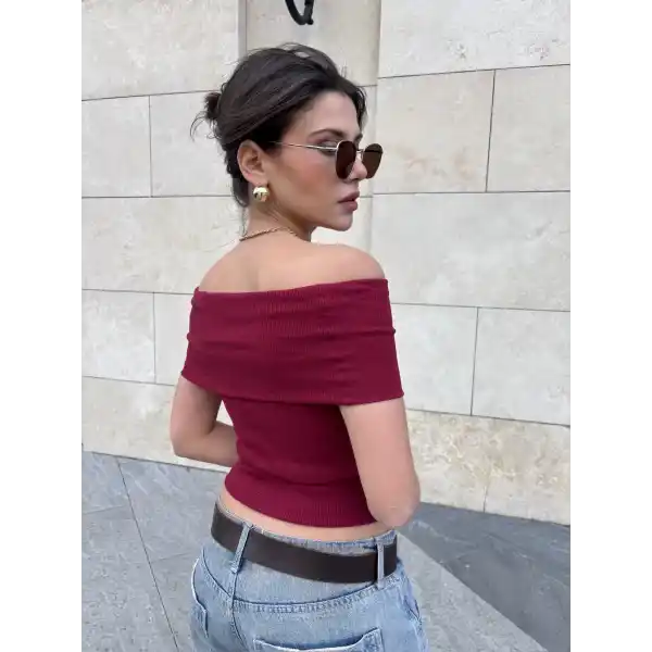 Madonna yaka sıfır kol bluz