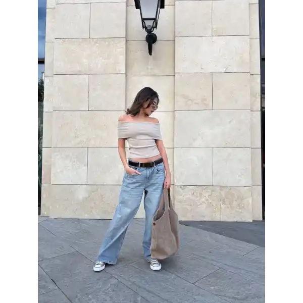 Madonna yaka sıfır kol bluz