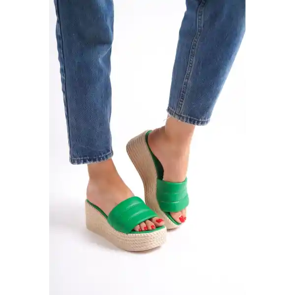 Mendal Yeşil Cilt Dolgu Topuk Terlik